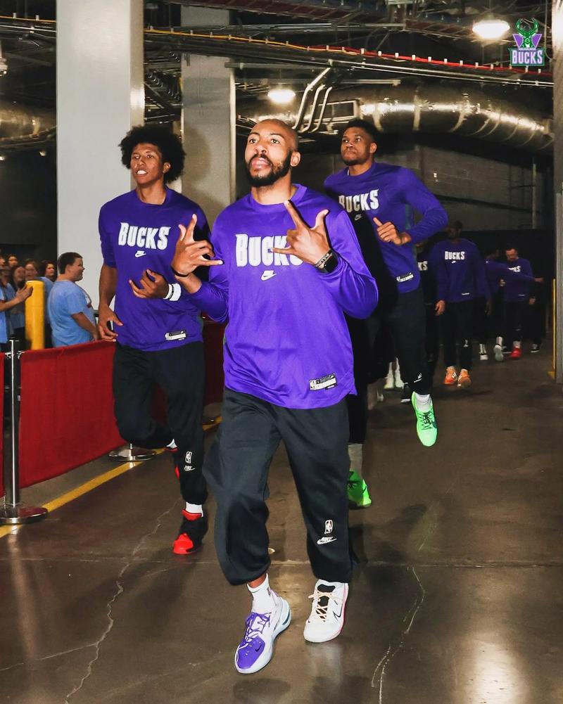 西甲身价更新：姆巴佩重回2亿欧 贝林暴跌2000万欧 居莱尔排第8（西甲身价新榜：姆巴佩回升至2亿欧，贝林厄姆下跌2000万，居莱尔位列第8）