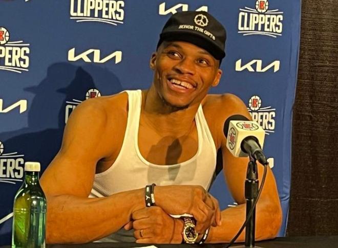 秦子牛：5战0失球是团队的努力，正赛有信心继续零封（秦子牛：五场零封靠全队合力，正赛仍有信心延续零失球）