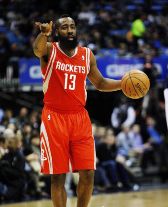 状态下滑！猛龙9连胜后近6场仅1胜，跌至东部第四（猛龙陷入低迷，九连胜后近六战仅一胜，东部跌至第4）