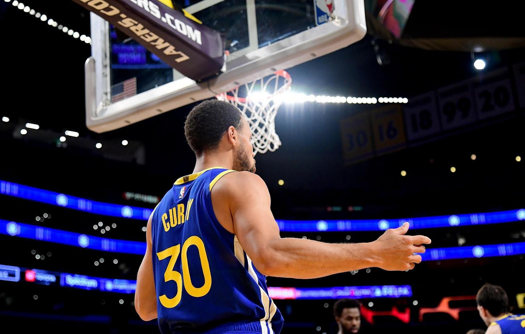 NBA战报：阿门31分，火箭117-98轻取太阳（阿门砍31分，火箭117-98大胜太阳）